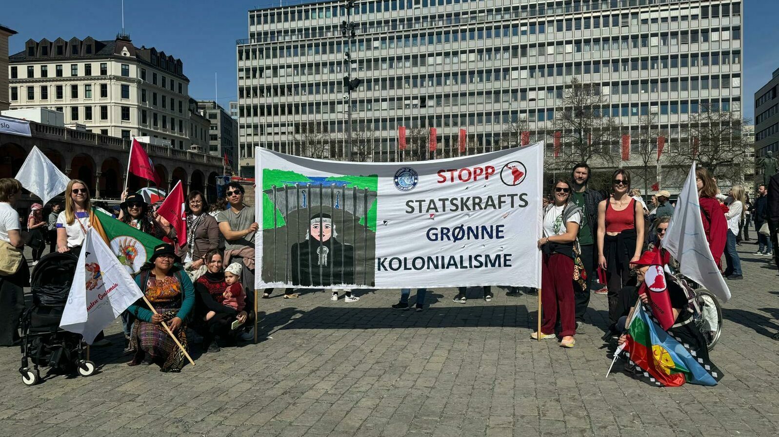 1. mai med sør-nordbrigadister 2024. Foto: Lina Alvarez Reyes
